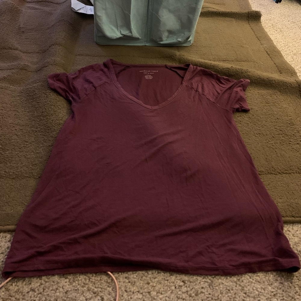 American Eagle Soft and Sexy Burgundy Top Sz S
